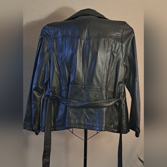 Womens Black Leather Jacket size large - Picture 2 of 8